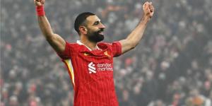 سلوت يحث محمد صلاح على توقيع عقد جديد مع ليفربول بعد الاهتمام السعودي - عرب بريس