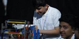 انطلاق بطولة (VEX IQ) في تصميم وبرمجة الروبوتات - عرب بريس