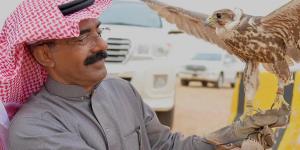 مهرجان الصقور بالقصيم يشهد إقبالًا واسعًا ويجمع عشاق الصقارة في أجواء تنافسية حماسية - عرب بريس