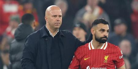 مدرب ليفربول يتدخل لأول مرة في مشكلة عقد محمد صلاح - عرب بريس