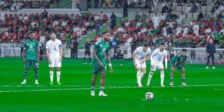 دوري روشن: الأهلي يفوز على الفتح بثنائية - عرب بريس