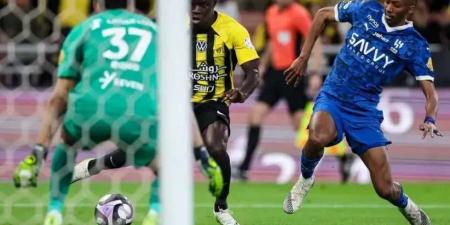 الاتحاد يكتسح الهلال برباعية ويثبت هيمنته على الدوري السعودي - عرب بريس