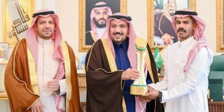 أمير القصيم يستقبل الفارس محمد الدهام ويشيد بإنجازه في تحدي الخيالة العالمي بكأس السعودية - عرب بريس