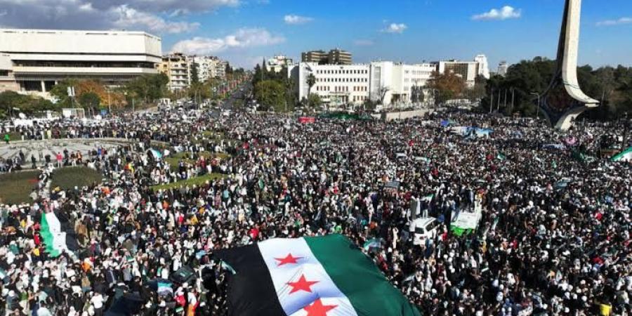 حادث الجامع الأموي.. مصرع 3 نساء وإصابة 5 أطفال في تظاهرة النصر - عرب بريس