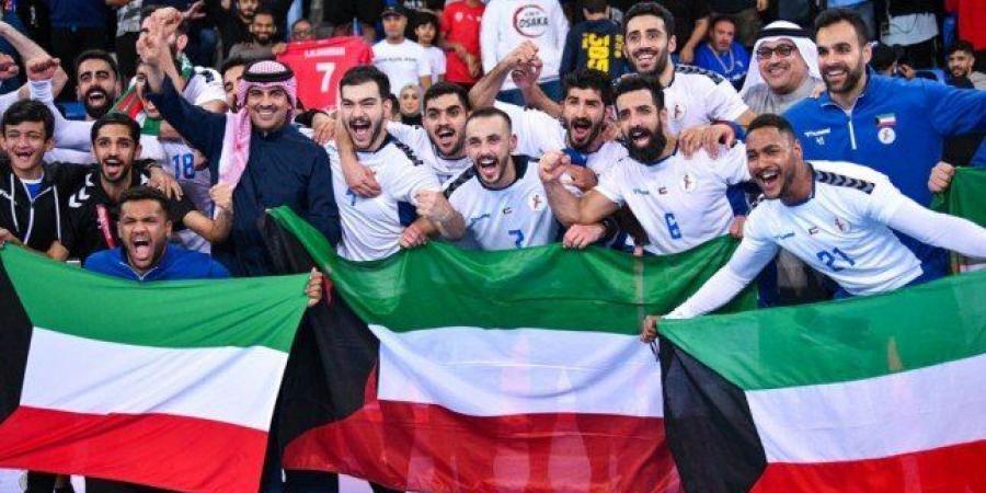 بطموحات كبيرة وحماسة الشباب.. منتخب الكويت لكرة اليد للرجال يشارك غدًا في بطولة العالم نسختها الـ29 بعد غياب 16 عامًا - عرب بريس