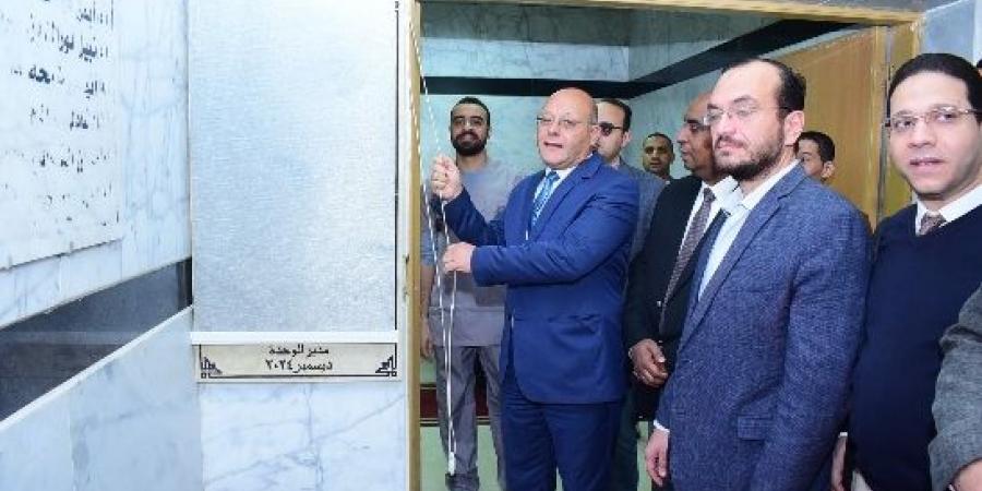 رئيس جامعة سوهاج يفتتح أحدث غرفة عمليات بالمستشفى الجامعي - عرب بريس