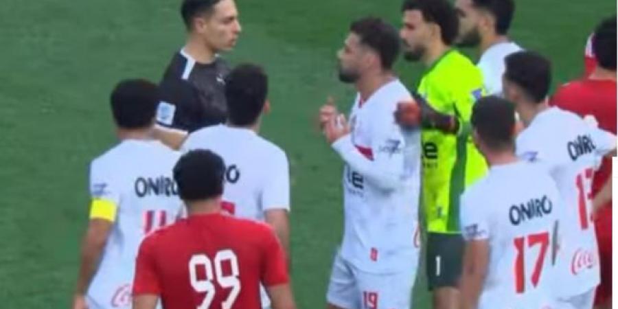 ممدوح عباس يُشن هجوما عنيفا على حكم مباراة الزمالك و حرس الحدود - عرب بريس