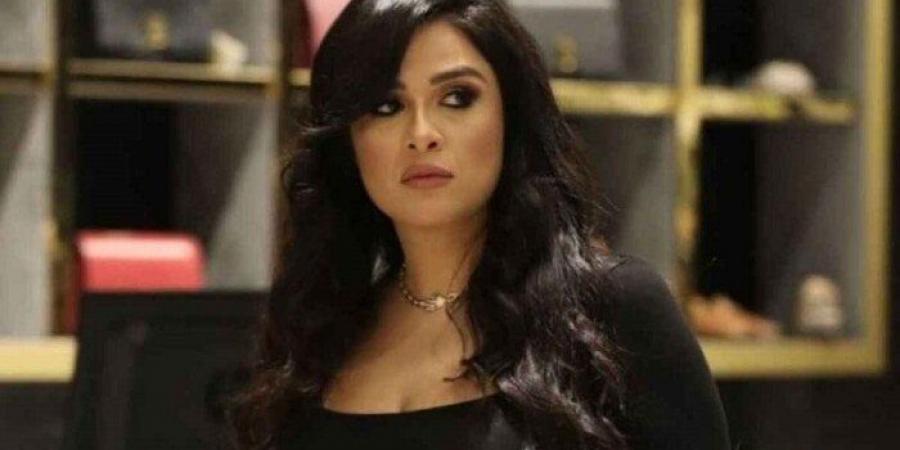 موعد ومكان جنازة والد الفنانة ياسمين عبد العزيز - عرب بريس