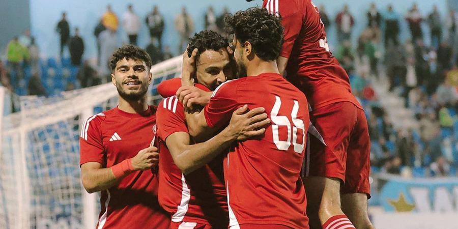 الدوري المصري الممتاز: البنك الأهلي يتغلب على النقص العدد وينتصر على الجونة (1/2).. والنيران الصديقة تمنح حرس الحدود الفوز على غزل المحلة بهدف نظيف - عرب بريس