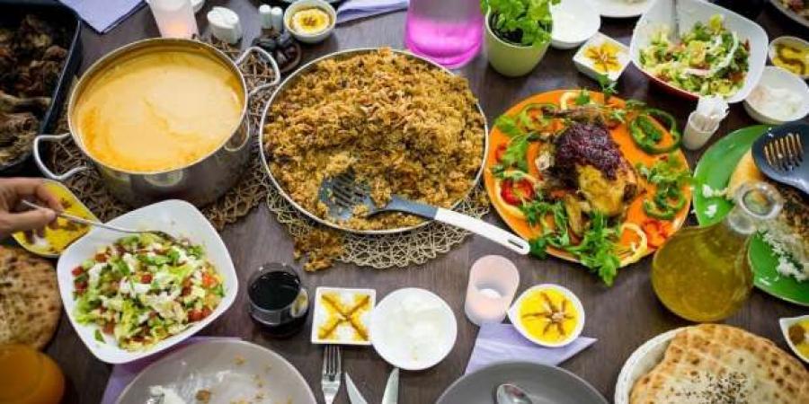 طريقة عمل عزومة بأقل تكاليف في رمضان.. «فرحي ضيوفك» - عرب بريس