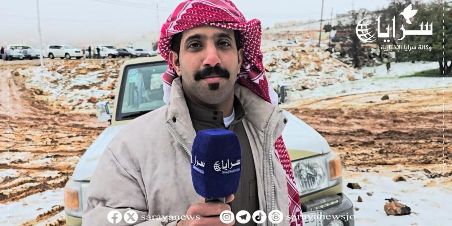 بالفيديو .. الأشقاء السعوديون يشاركون أهالي عجلون فرحة تساقط الثلوج - عرب بريس