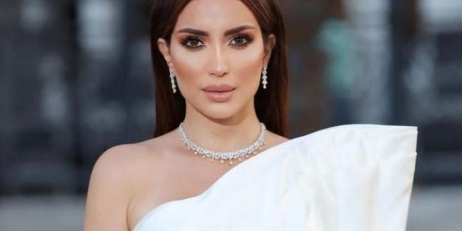 21:21
Fashion News

نسرين طافش بإطلالة أبرز جمال قوامها.. وهكذا نسقتها - عرب بريس