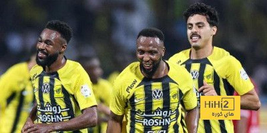 اخبار الرياضة الاتحاد يتقدم على الهلال بثنائية في الشوط الأول