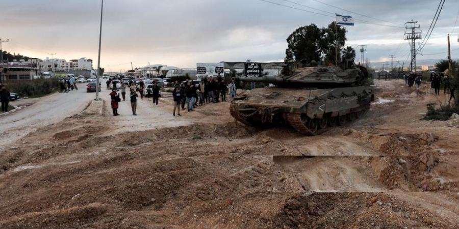 الخارجية الفلسطينية: استخدام الدبابات يزيد الجرائم الإسرائيلية في جنين - عرب بريس