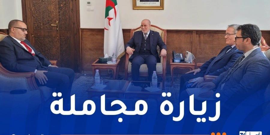 وزير الشؤون الدينية يستقبل سفير الجزائر لدى السنغال - عرب بريس