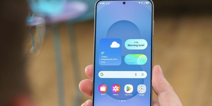 سامسونج تعلن عن توسيع برنامج One UI 7 Beta ليشمل Galaxy Z Fold6 و Z Flip6 وسلسلة S23 - عرب بريس